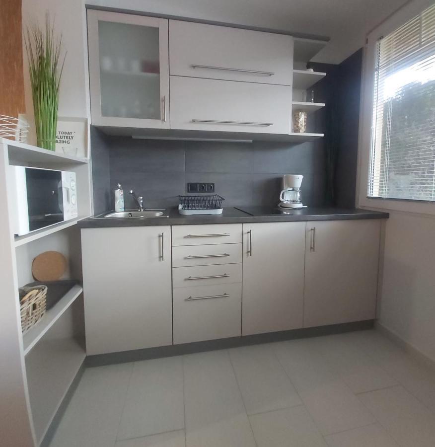 Apartmanhaz Horvath Balatonboglár المظهر الخارجي الصورة
